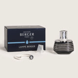 <h3 class="page-title" data-mce-fragment="1"><span data-ui-id="page-title-wrapper" class="base" itemprop="name" data-mce-fragment="1">Maison Berger - Lamp Collection</span></h3> <h3 class="page-title" data-mce-fragment="1"><span data-ui-id="page-title-wrapper" class="base" itemprop="name" data-mce-fragment="1">Grey Vibes Lampe Berger</span></h3>