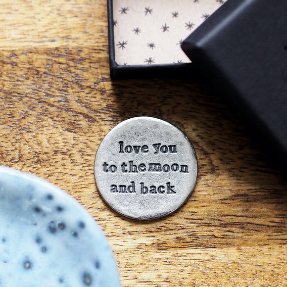Kutuu Pocket Coin in gift box - Little Gifts hold the greatest meanings... 'Love you to the moon and back'