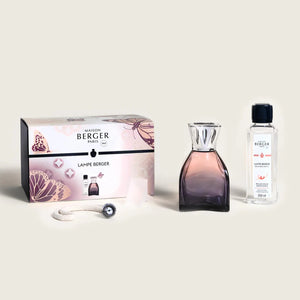 Maison Berger Lamp Gift Set
Lilly Collection
Lamp Colour - Pink
250ml Fragrance - Exquiste Sparkle 4799