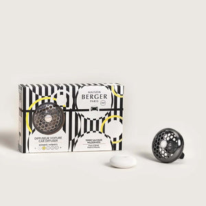 Maison Berger - Illusion Car Diffuser Set&nbsp;
Illusion Gun Metal Diffuser Set with Wilderness Fragrance 
7696 / 007696