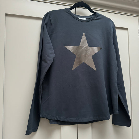 Chalk - Charcoal  Renee Top | Gunmetal Metallic Star