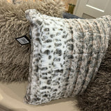 Malini Faux Fur Clapham Natural Cushion&nbsp;
Size - 50x50cm&nbsp;
Colour - Natural