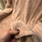 Super Soft Snug Throw - Blush Pink