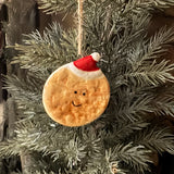 Fun Christmas ceramic Hanging Decoration
Biscuit wearing a santa hat 7cm and a big smiling face