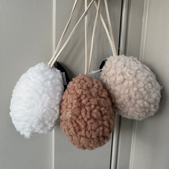 Soft Easter Hanging Sherpa Eggs 9x7cm
Available in 3 Neutral colours - Brown, Beige & White/cream