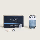 Maison Berger -&nbsp; Blue Neo Lamp

New SS26

Discover the Blue Neo Lamp Berger and its pure design, sold without fragrance, to create a refined and unique atmosphere in your home.