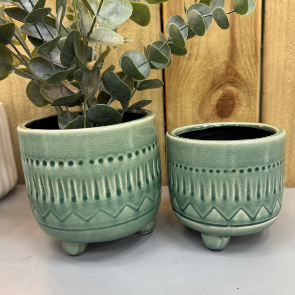 Green Patterned Ceramic Raised Indoor Planting Pots
Available in 2 sizes; Small H12.5cm & Large H14.5cm