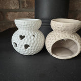 Ceramic Wax/Oil Burner H9cm with open heart pattern and bulbous round shape
Available in 2 colours - Mocha or White