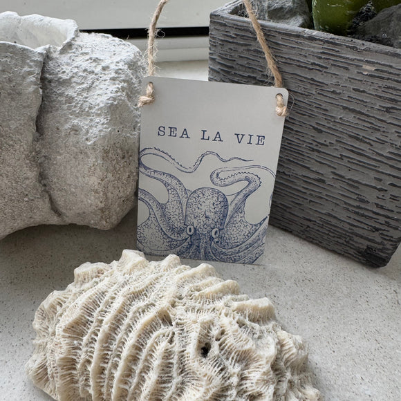 Mini Metal Hanging Sign - Sea La Vie