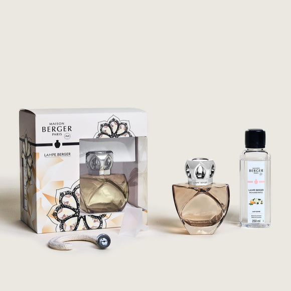 Maison Berger Lamp Gift Set
Eternity Collection
Lamp Colour - Nude
250ml Fragrance - Lady Flower