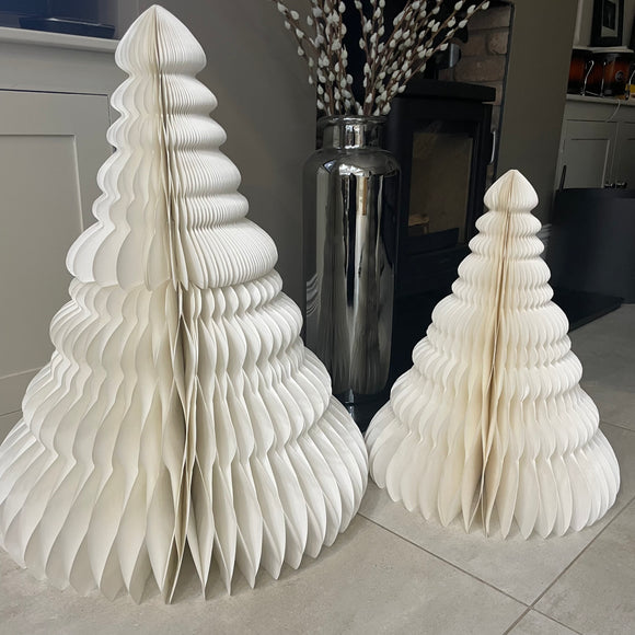 White Honeycomb Paper Trees - 50cm or 70cm A WOW simple statement tree decoration; lovely, timeless and stylish accessory for your home this Christmas. These honeycomb trees made out of sturdy paper make a beautiful contemporary touch to your home.