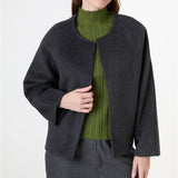 Wool Blend Boxy Round Neck Raglan Jacket
Everyday comfort &amp; easy wearing extra layer&nbsp;
Available in 2 sizes - Small/Medium &amp; Medium/Large
Colour - Charcoal