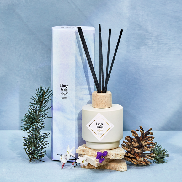 My Jolie Candle collection has collaborated with Maison Berger

My Jolie 100ml Diffuser
The Fresh Ones Family fragrance
Fragrance - Fresh Linen