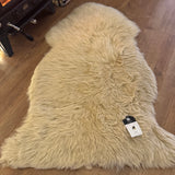 Hanlin - Pure New Wool Genuine Sheepskin
Premium Large Rug Colour - Oyster +95cm