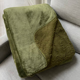 Malini Cosy Super Soft Fleece throw with Sherpa Reverse 150x200cm Colour - Olive