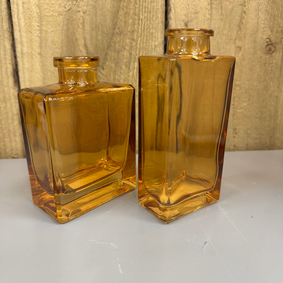 Amber Small Glass Bottle Vases
Various styles
Tall 12 x 5.5cm

Small 10.5 x 7.2cm 