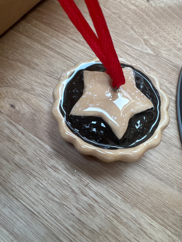 Fun Christmas Hanging Decoration - Mince Pie
