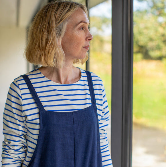 Chalk - Fleur Stripe T-shirt
Colour - Cobalt Blue/Cream