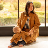 Chalk - Wei relaxed boxy shape with classic round neckline with drop short sleeves
Colour - Navy / Ecru