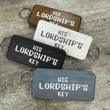 Made in the UK by Giggle Gift Co.
Wooden block keyring 10cm with white text quote on both sides;
'Her Ladyship's Key'&nbsp;