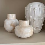 Neutral soft tone Marbled effect Glazed Small Ceramic Vases&nbsp;&nbsp;
Available in two sizes; Small H11cm &amp; Large H13cm&nbsp;