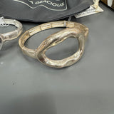 Eliza Gracious - Oval Expanding Bangle | 2 Colours