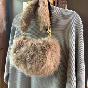 Eliza Gracious - Faux Fur Bag with 2 straps | Beige