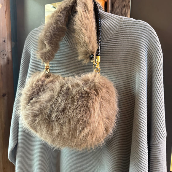 Eliza Gracious - Faux Fur Bag with 2 straps | Beige