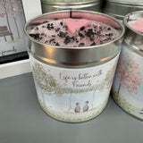 New to the collection are these quotable tin candles that compliment the Pebble picture range perfectly
Fragrance - Classic Cotton topped with a pink heart &amp; sprinkles of glitter&nbsp;
Burn Time 50 hours&nbsp;
Quote reads - 'Life is better with friends'