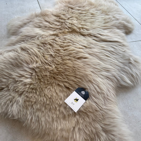 Hanlin - Pure New Wool Genuine Sheepskin
Premium Large Rug Colour - Medium Beige +90cm