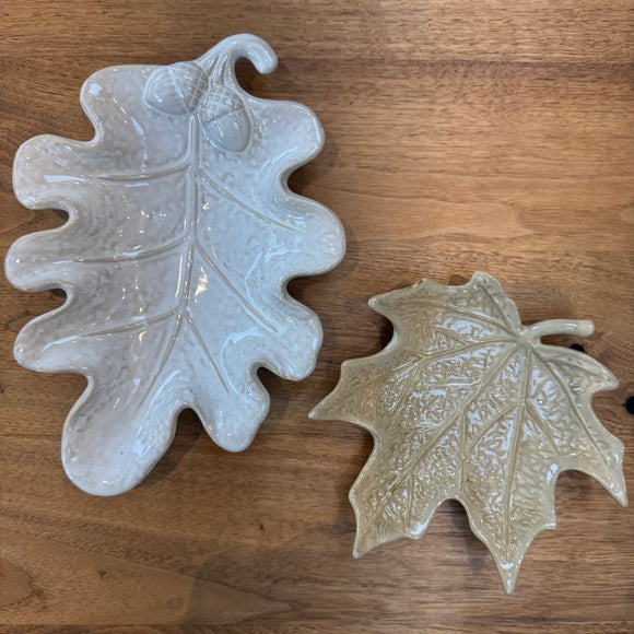 Leaf Trinket Dishes 
Available in 2 styles: Cream Maple 15cm & White Oak 21.5cm
