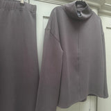 Luxe Jersey Funnel Neck Sweatshirt&nbsp;
Everyday smart, comfort &amp; easy wearing outfit
Colour - Mocha