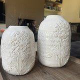 Off White glazed Meadow botanical Embossed Ceramic Vases
Available in 2 sizes; Small H18cm &amp; Large H28cm&nbsp;