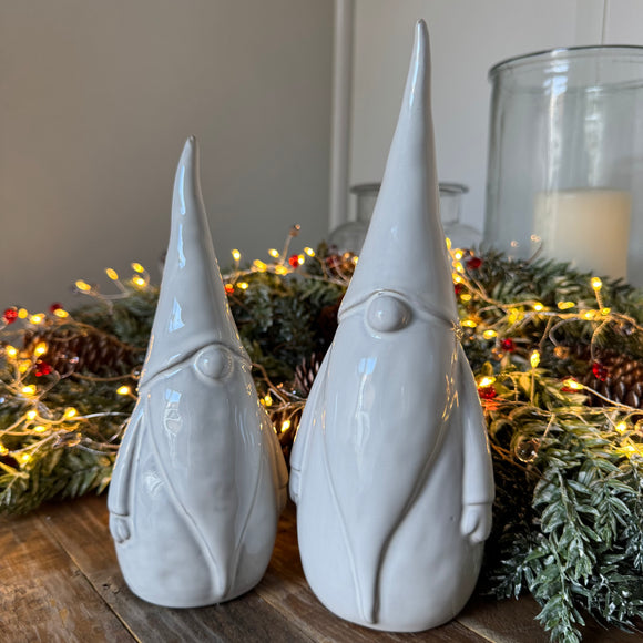 Christmas Ceramic Neutral Glazed with texture detailed Santa with a button nose, long beard and tall hat..
Available in 2 sizes - Small H21.5cm & Large H25cm 