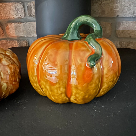 Ceramic Glossy Deep Orange Pumpkin 16cm with long green twisted stalk