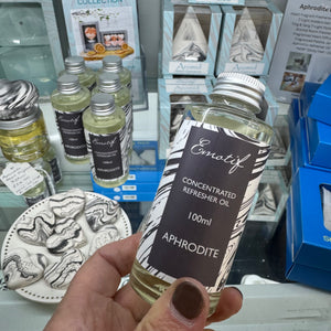 CorinCraft - fine fragrance for you, and your home - handmade in Sussex

Concentrated Refresher Oil 100ml
Fragrance - Aphrodite masculine aroma