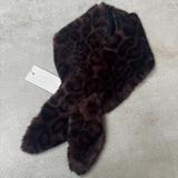 Accessories by Park Lane
Plush faux fur neck Scarf with a slit for looping through 90x11cm
Colour - Leopard&nbsp;