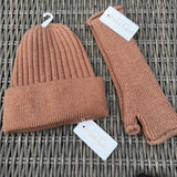Accessories by Park Lane
Quality ribbed knit beanie hat &amp; matching long fingerless gloves&nbsp;
Colour - Mochamousse