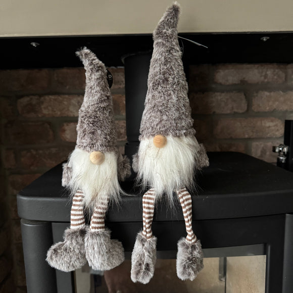 Small sitting Taupe Gonk with dangly legs
Available in 2 sizes: small 33cm & large 40cm
