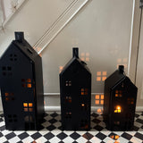 Black Iron House Decoration with open Door for candle/light holder

Available in 3 sizes: Small 40cm, Medium 50cm or Large 60cm
