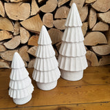 Rough Ceramic Tiered Tree with a little sparkle&nbsp;
Colour - Winter White&nbsp;
Available in 3 sizes; Small 20cm, Medium 28cm &amp; Large 37.5cm&nbsp;