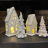 Ceramic LED House with Snowy Roof&nbsp;
LR44 Battery operated that can be replaced
Available in 2 sizes: Small 10cm &amp; Large 20cm
