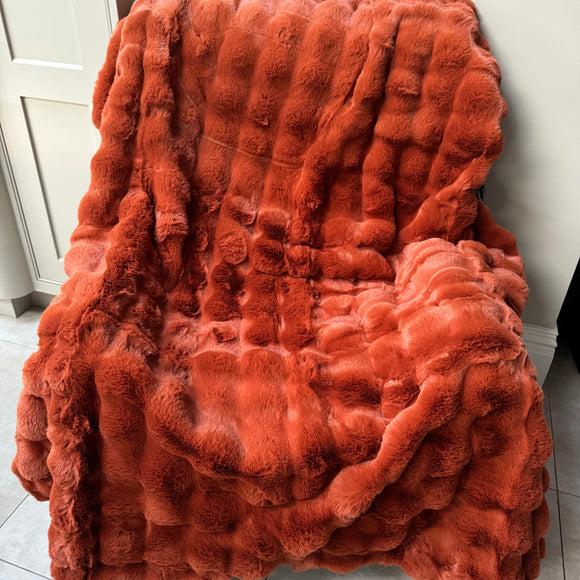 Malini - Soft Square Textured Throw in Faux Rabbit 150x200cm
Colour - Orange