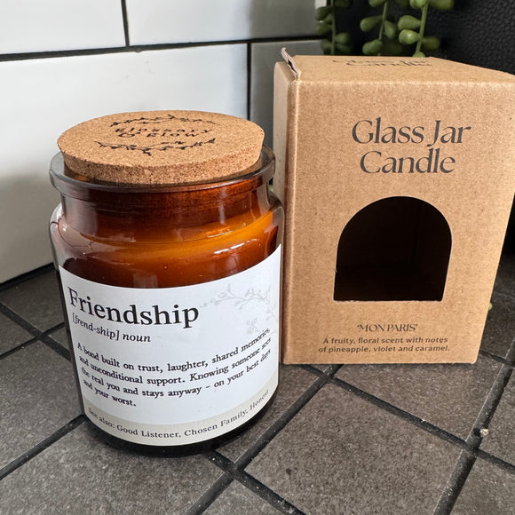 Brown Glass Jar Candle with cork top

Definition Quote - Friendship

Fragrance - A fruity, floral scent with notes of pineapple, violet & caramel

Vegatable Wax - 35 hour burn time