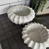 White Glazed Ribbed Pod Bowl Vases&nbsp;
Available in two sizes - Small 20cm &amp; Large 25cm&nbsp;