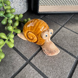 Small &amp; detailed Fun Ceramic glazed &amp; rough Brown Snail 7.8cm&nbsp;
