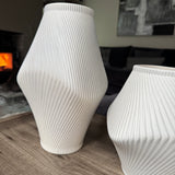Beige terracotta earthy ribbed vases with a wave effect
Available in 2 sizes - Short H21cm &amp; Tall H31cm&nbsp;