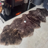 Hanlin - Pure New Wool Genuine Double Sheepskin
Premium Double Rug 180x65cm
Colour - Oyster with Brown Tip