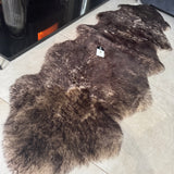 Hanlin - Pure New Wool Genuine Double Sheepskin
Premium Double Rug 180x65cm
Colour - Oyster with Brown Tip