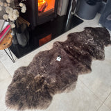 Hanlin - Pure New Wool Genuine Double Sheepskin
Premium Double Rug 180x65cm
Colour - Oyster with Brown Tip